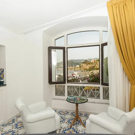Surriento Suites Sorrent Exterior foto