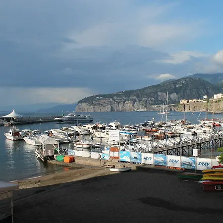 Surriento Suites Sorrent Exterior foto