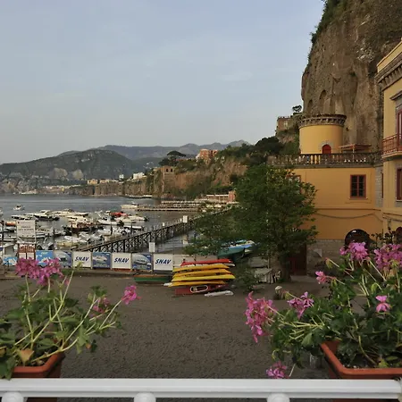 Surriento Suites Sorrent Exterior foto