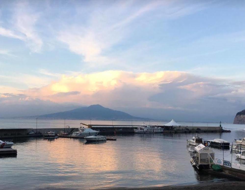 Surriento Alojamento de Acomodação e Pequeno-almoço Sorrento